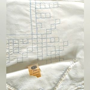 1950s Cut Stitch White & Baby Blue - 5 Piece Bridge Set - Linen